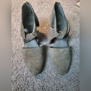 Eileen Fisher Women's Tan Suede Heels Size 9